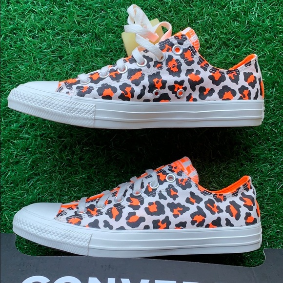 Converse CTAS OX egret great/total orange/black MN - Picture 11 of 16